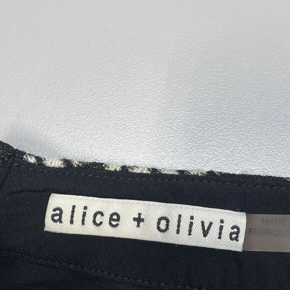 Alice + Olivia Printed Mini Skirt • Size 4 • Black/White - Picture 7 of 9